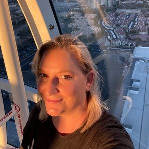 Meet your Posher, Christine